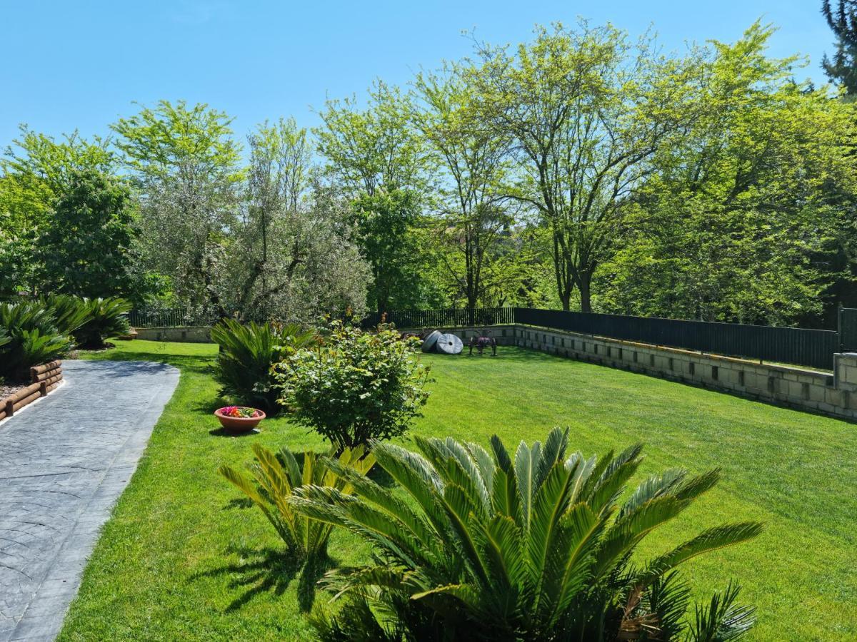 Il Casale Nel Parco Guesthouse Rome Exterior photo